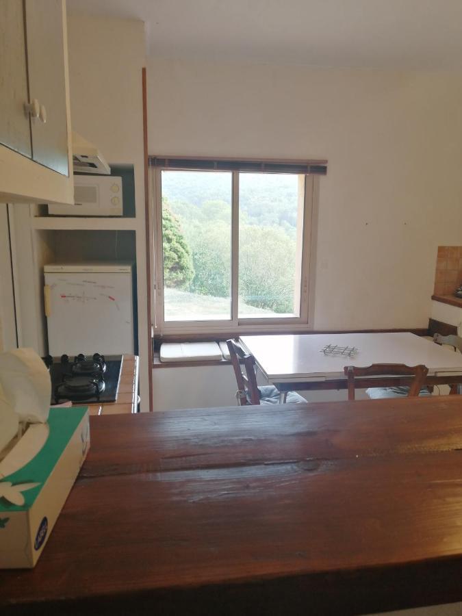 Location De Vacances A Neylis Avec Vue Sur Les Forets Et Les Champs Carla-de-Roquefort Luaran gambar